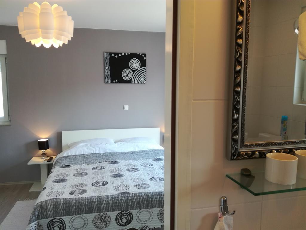 Guest House Dragic - Anex Zadar Exterior photo